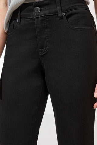 Petite Year Round Basics Sophia Curvy Straight Leg Denim Jeans-Black