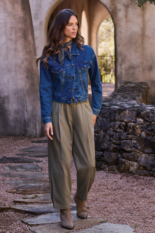 Soft Twill Pleated Barrel Wide Leg Ankle Pants-Aloe