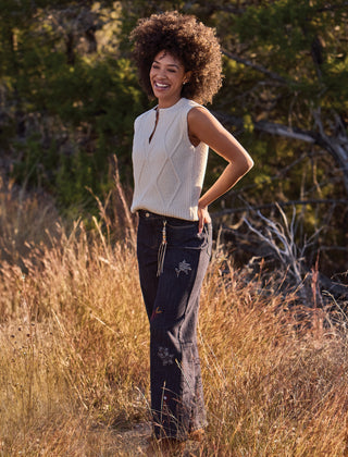 Soft Split Crew Neck Sleeveless Sweater-Cream