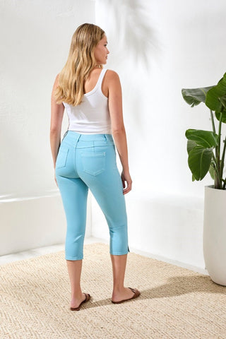 Comfort Stretch Pull-On Slim Leg Capris-Aqua sky