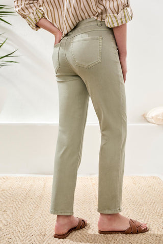 Comfort Stretch Sophia Curvy Hugging Straight Denim-Cactusclay
