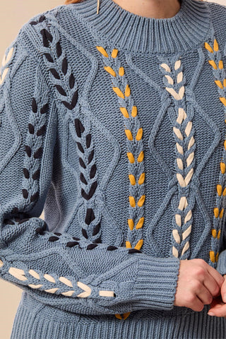 Chandail À Encolure Ronde En Tricot Torsadé Avec Lacets Contrastants-Brouillard bleu