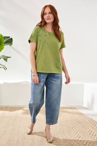 Crew Neck Short Sleeve Tee With Embroidered Patchwork-Kiwizest