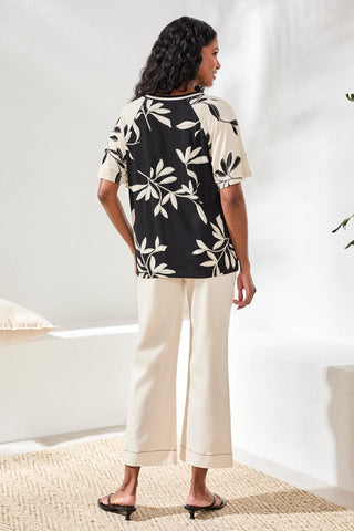 Printed Jersey Flutter Sleeve Crew Neck Top-Onyx