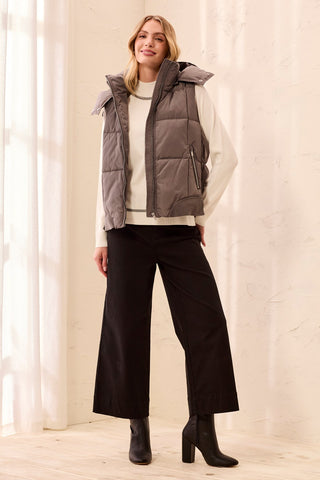 Quilted Puffer Vest With Removable Hood-Tornado