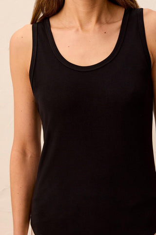 Camisole À Encolure Arrondie En Tricot Doux Sans Manches-Noir