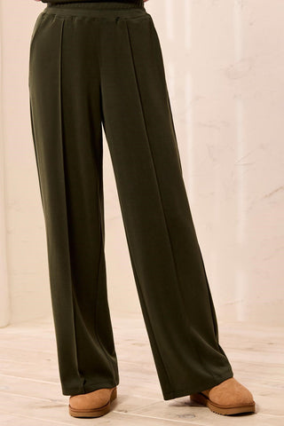 Soft Modal Wide Leg Pant With Pintuck Detail & Elastic Waistband-Cedargreen