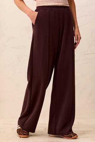 Soft Modal Wide Leg Pant With Pintuck Detail & Elastic Waistband-Saddlebrown