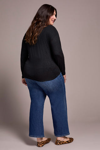 Soft Shine Effect V-Neck Drop Shoulder Top-Black