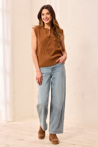 Soft Split Crew Neck Sleeveless Sweater-Hazelwood