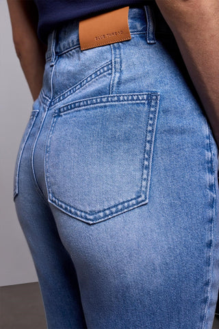 BLUE THREAD Sophia Curvy Straight Leg 90's Denim Jeans-Campusblue